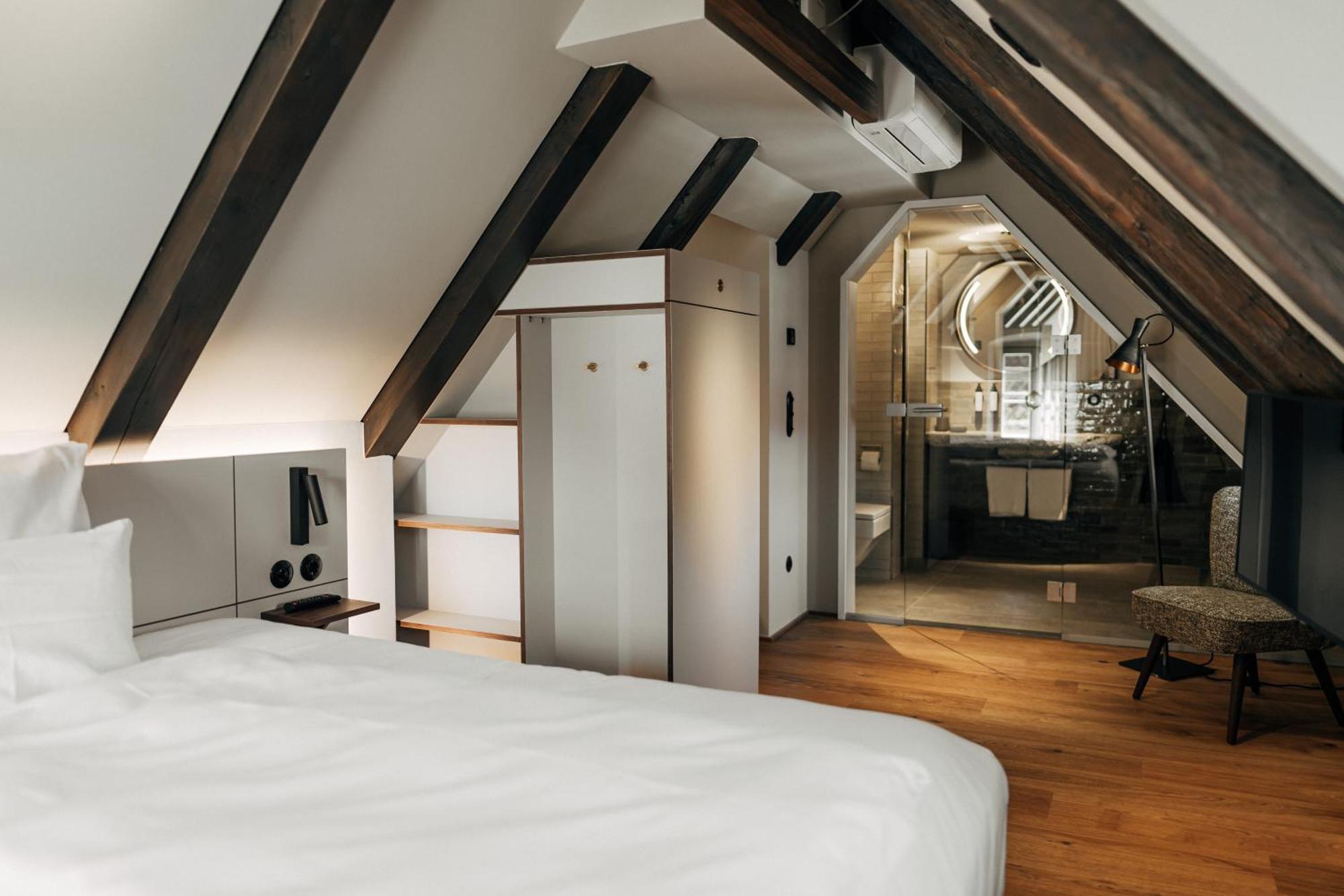 Bootshaus Hotel *